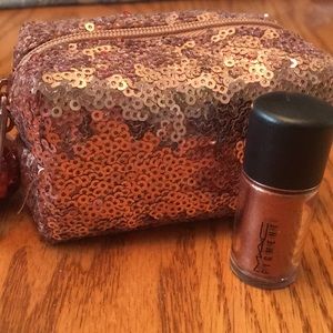 MAC “copper sparkle” pigment